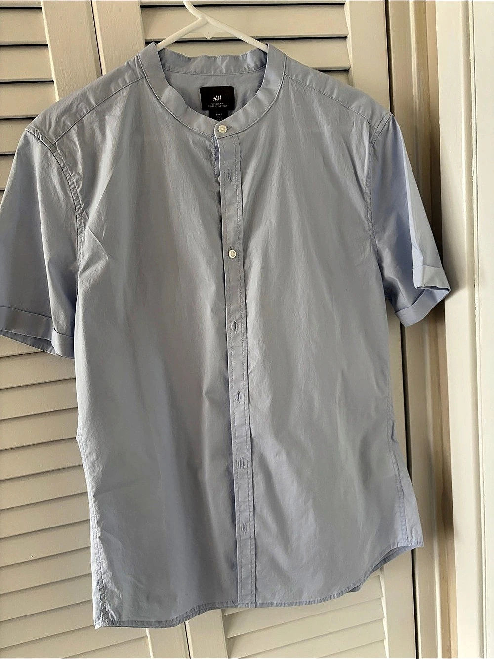 H&M Muscle Fit Mandarin Collar Short-Sleeve Shirt Blue Large
